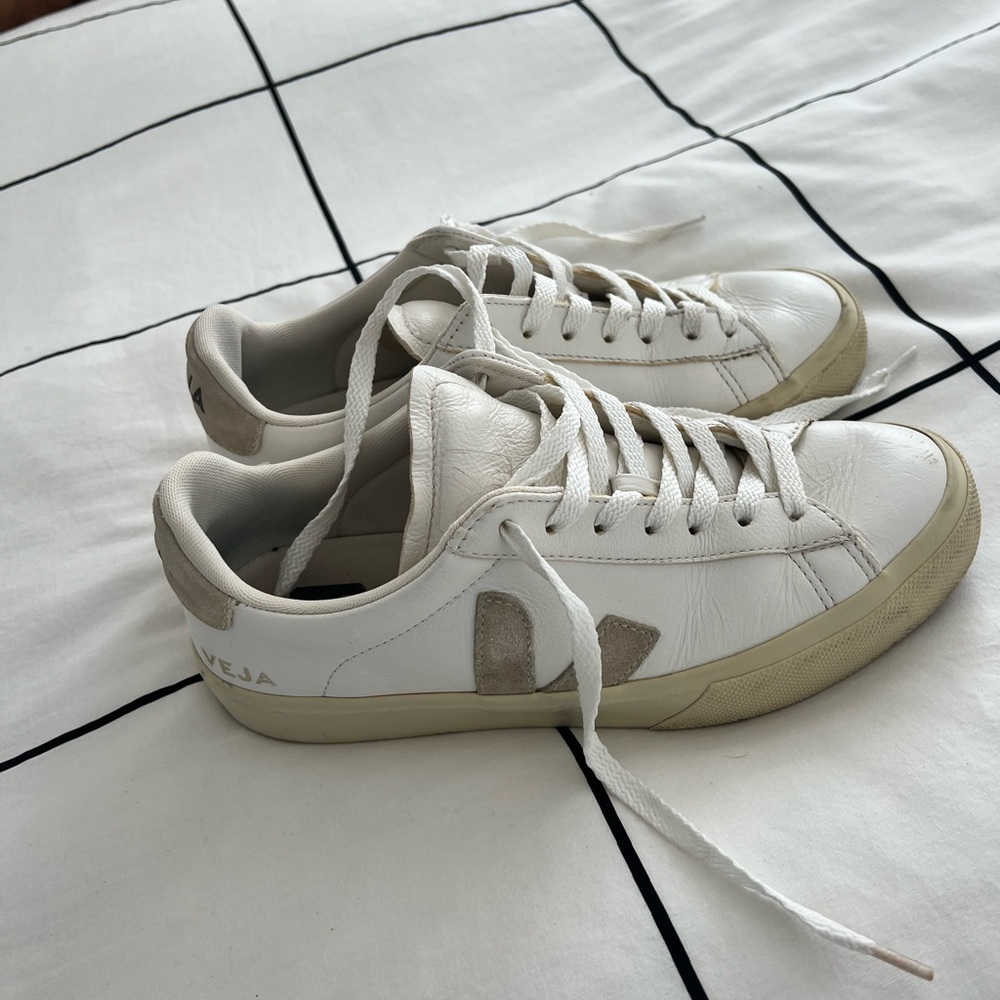 Veja Campo White and Beige Casual Sneakers